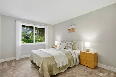 15237 SE 48th Drive, Bellevue, WA 98006 - Photo 23