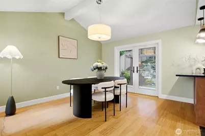 15237 SE 48th Drive, Bellevue, WA 98006 - Photo 11