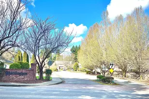 2222 Buckingham Dr SE, Olympia, WA 98501 - Photo 3