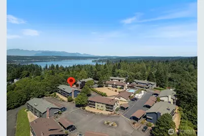 3560 Narrows View Lane NE #202, Bremerton, WA 98310 - Photo 3