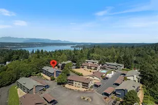 3560 Narrows View Ln NE, Bremerton, WA 98310 - Photo 3