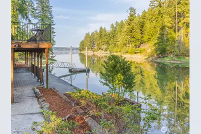 5440 E Grapeview Loop Road, Allyn, WA 98524 - Photo 3