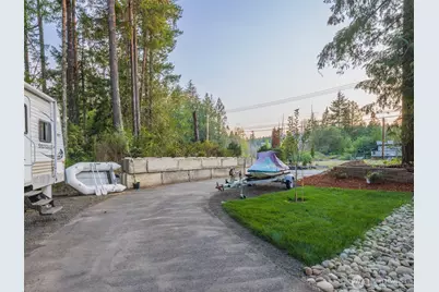 5440 E Grapeview Loop Road, Allyn, WA 98524 - Photo 21