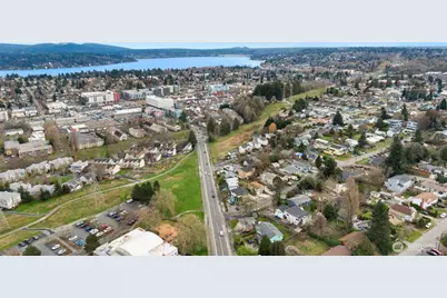 7226 33rd Avenue S, Seattle, WA 98118 - Photo 3
