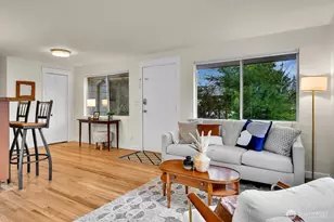 16059 Ashworth Ave N, Shoreline, WA 98133 - Photo 5