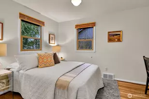 16059 Ashworth Ave N, Shoreline, WA 98133 - Photo 13