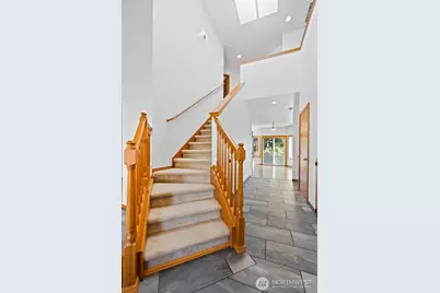 1496 Aberdeen Avenue NE, Renton, WA 98056 - Photo 3