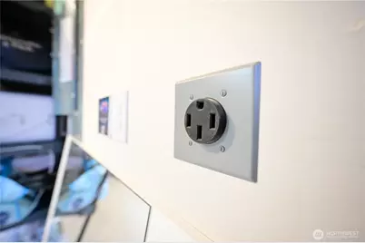 16327 25th St E, Lake Tapps, WA 98391 - Photo 33