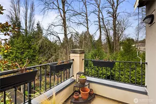 10398 NE 17th St, Bellevue, WA 98004 - Photo 23