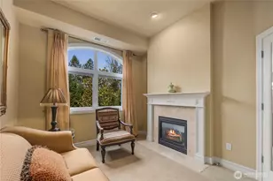 10398 NE 17th St, Bellevue, WA 98004 - Photo 25