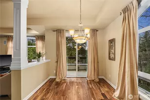 10398 NE 17th St, Bellevue, WA 98004 - Photo 21