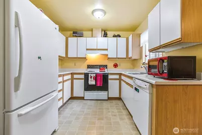 4015 168th Place NE #B, Arlington, WA 98223 - Photo 9