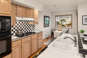 10142 NE 63rd St, Kirkland, WA 98033 - Photo 9