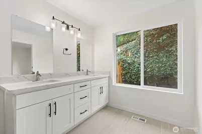 422 E Titus, Kent, WA 98030 - Photo 19