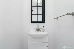 2364 Fairview Ave E, Seattle, WA 98102 - Photo 19