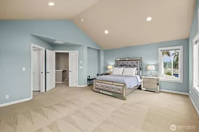 215 Ilwaco Place SE, Renton, WA 98059 - Photo 19