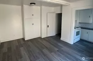 520 N 1st St, Mount Vernon, WA 98273 - Photo 9