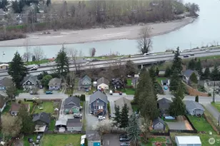 520 N 1st St, Mount Vernon, WA 98273 - Photo 11