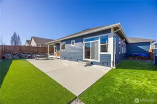 444 Hilltop Pl, Chelan, WA 98816 - Photo 33