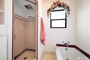 2665 Ocean Beach Hwy, Longview, WA 98632 - Photo 23