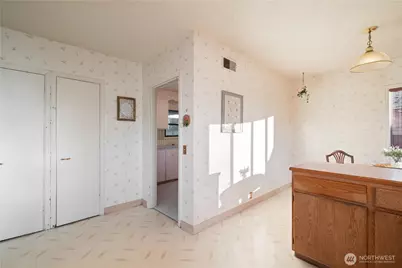 2665 Ocean Beach Highway, Longview, WA 98632 - Photo 11