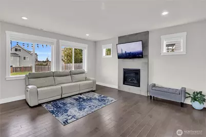 423 205th Street SW #B, Lynnwood, WA 98036 - Photo 13