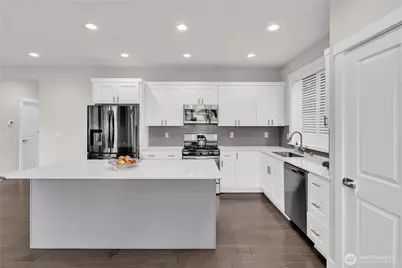 423 205th Street SW #B, Lynnwood, WA 98036 - Photo 7