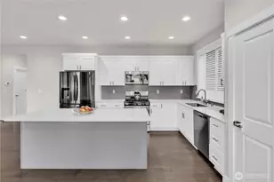 423 205th St SW, Lynnwood, WA 98036 - Photo 7