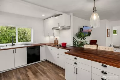 16009 Broadway Avenue, Snohomish, WA 98296 - Photo 9