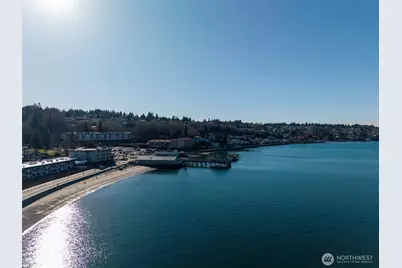 702 S 280th St, Des Moines, WA 98198 - Photo 13