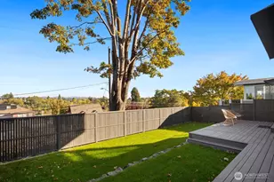 3856 Cascadia Ave S, Seattle, WA 98118 - Photo 39