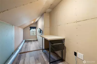 1730 Hillcrest Avenue, Enumclaw, WA 98022 - Photo 23