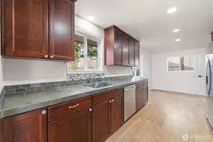 9812 S 212th St, Kent, WA 98031 - Photo 13