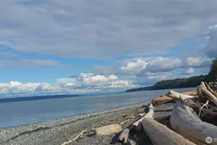 1273 SE Camano Dr, Camano Island, WA 98282 - Photo 33