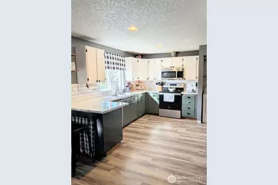 1710 W Young, Elma, WA 98541 - Photo 11