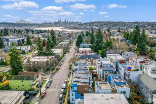 4329 Woodland Park Ave N, Seattle, WA 98103 - Photo 29