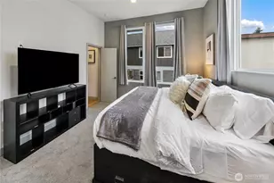 4329 Woodland Park Ave N, Seattle, WA 98103 - Photo 19