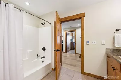3770 Suncadia Trail #301, Cle Elum, WA 98922 - Photo 15