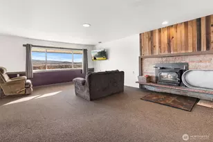 514 N Ash St, Omak, WA 98841 - Photo 7