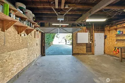 864 S 48th Street, Tacoma, WA 98408 - Photo 39