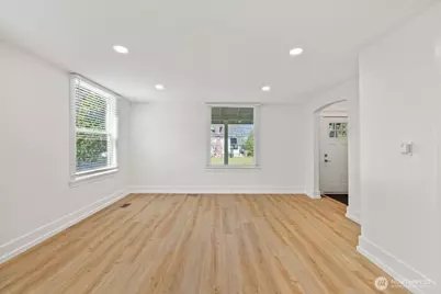 864 S 48th Street, Tacoma, WA 98408 - Photo 7