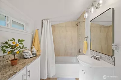 864 S 48th Street, Tacoma, WA 98408 - Photo 25