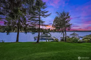 3639 Hunts Point Rd, Hunts Point, WA 98004 - Photo 11