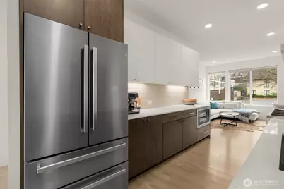 1638 20th Avenue #B, Seattle, WA 98122 - Photo 9