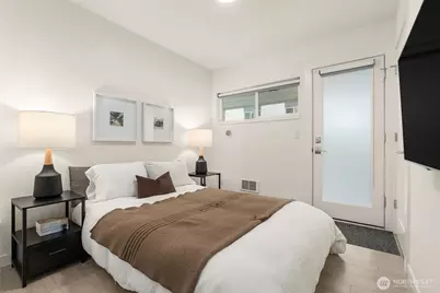 1638 20th Avenue #B, Seattle, WA 98122 - Photo 33