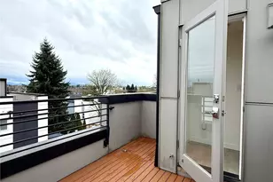 1638 20th Ave, Seattle, WA 98122 - Photo 7