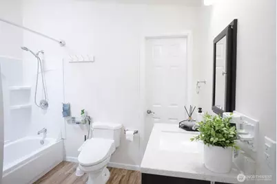 10904 49th Ave S, Tukwila, WA 98178 - Photo 7