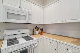 722 239th Ln SE, Sammamish, WA 98074 - Photo 11