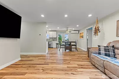 621 Crockett Lake Drive, Coupeville, WA 98239 - Photo 5