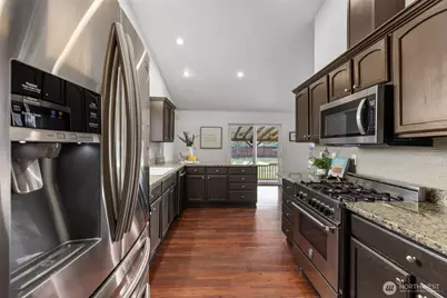 16911 Flume Road SE, Yelm, WA 98597 - Photo 7